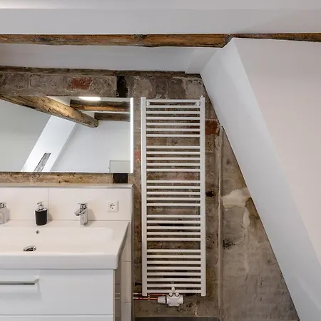 Apartment Michaelis - Schrangen-suites-1389 Luneburg