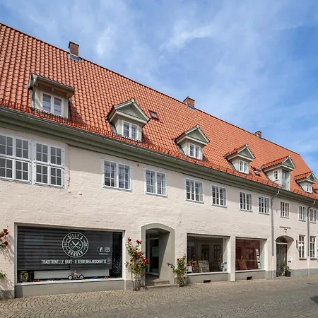 Apartment Michaelis - Schrangen-suites-1389 Luneburg